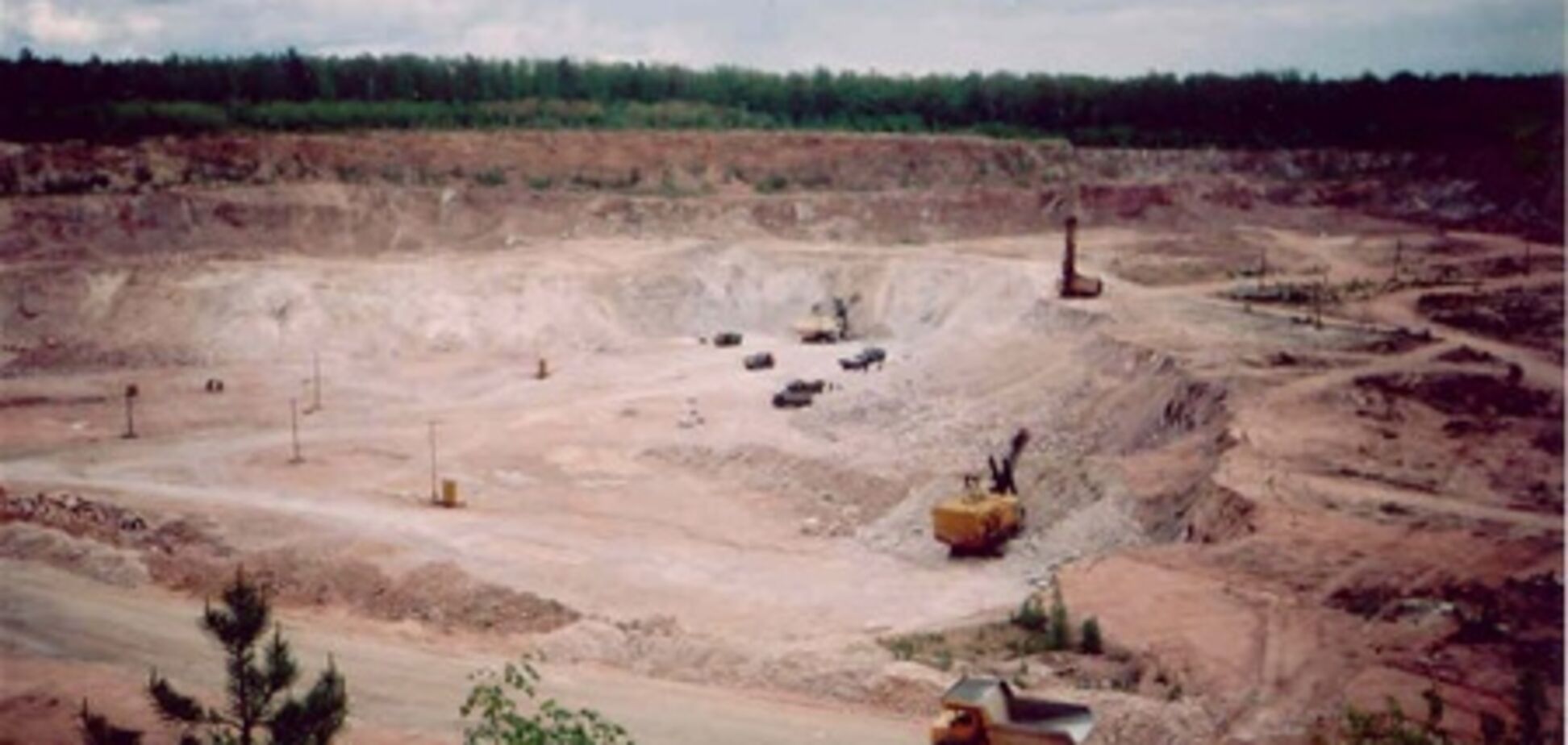 Рейдеры захватили уникальный завод на Житомирщине