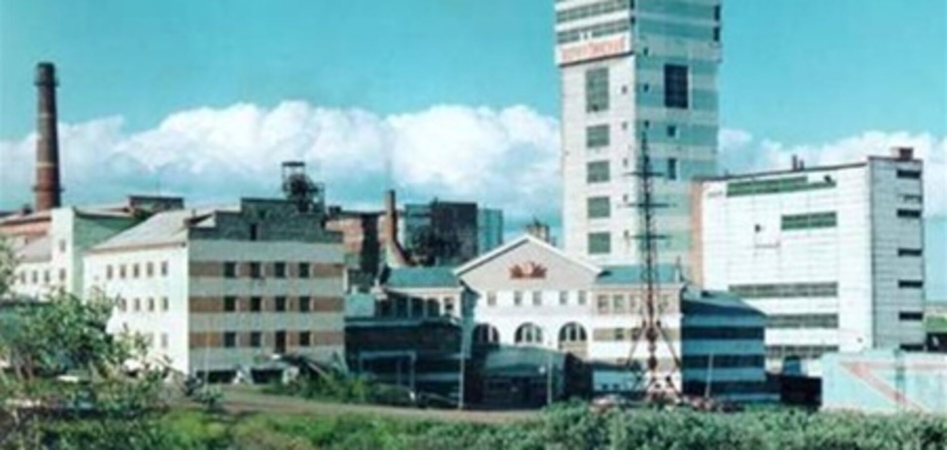 На шахте в России случился взрыв: 17 человек под завалами