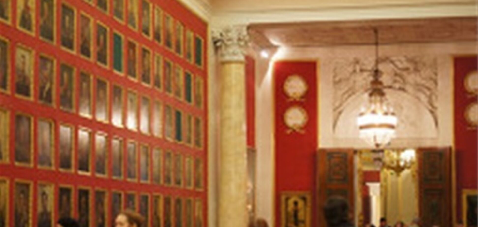 Несанкционированный молебен в Эрмитаже смахивал на акцию секты