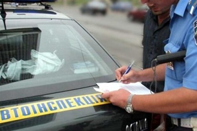 В Украине с 15 апреля вступают в силу новые ПДД