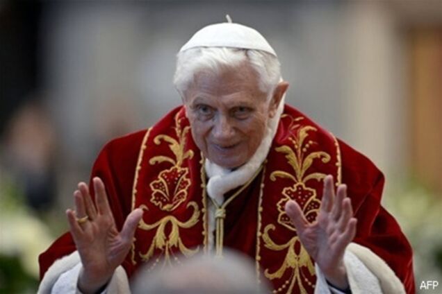 Лідери ЄС закликали поважати рішення Папи Бенедикта XVI