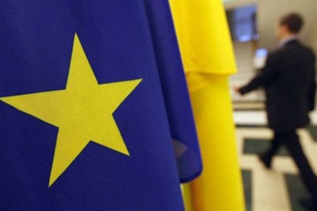 Евродепутат предлагает не тянуть с подписанием ассоциации до ноября