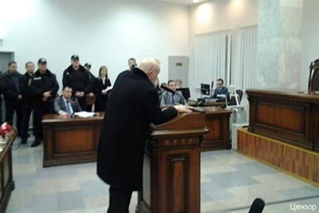 Суд по делу об убийстве Щербаня начал допрос свидетеля