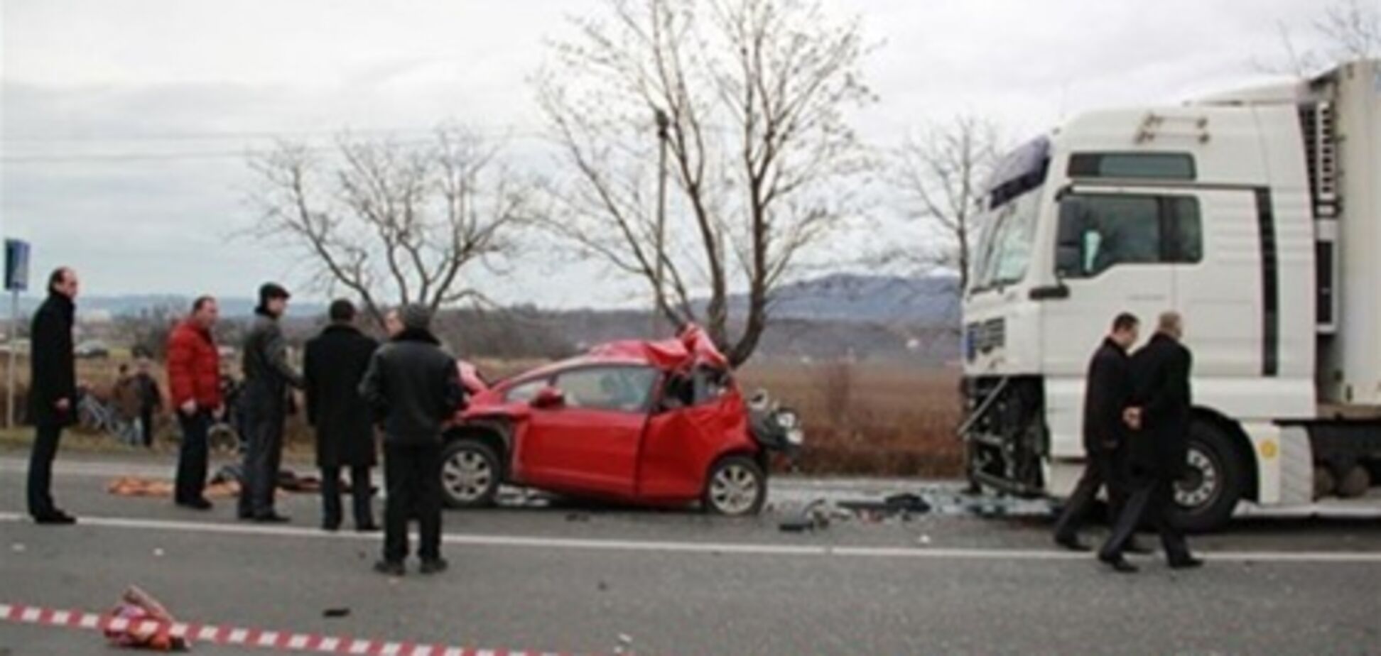 На 'Киев - Чоп' образовалась 10-км пробка из-за сбитой велосипедистки