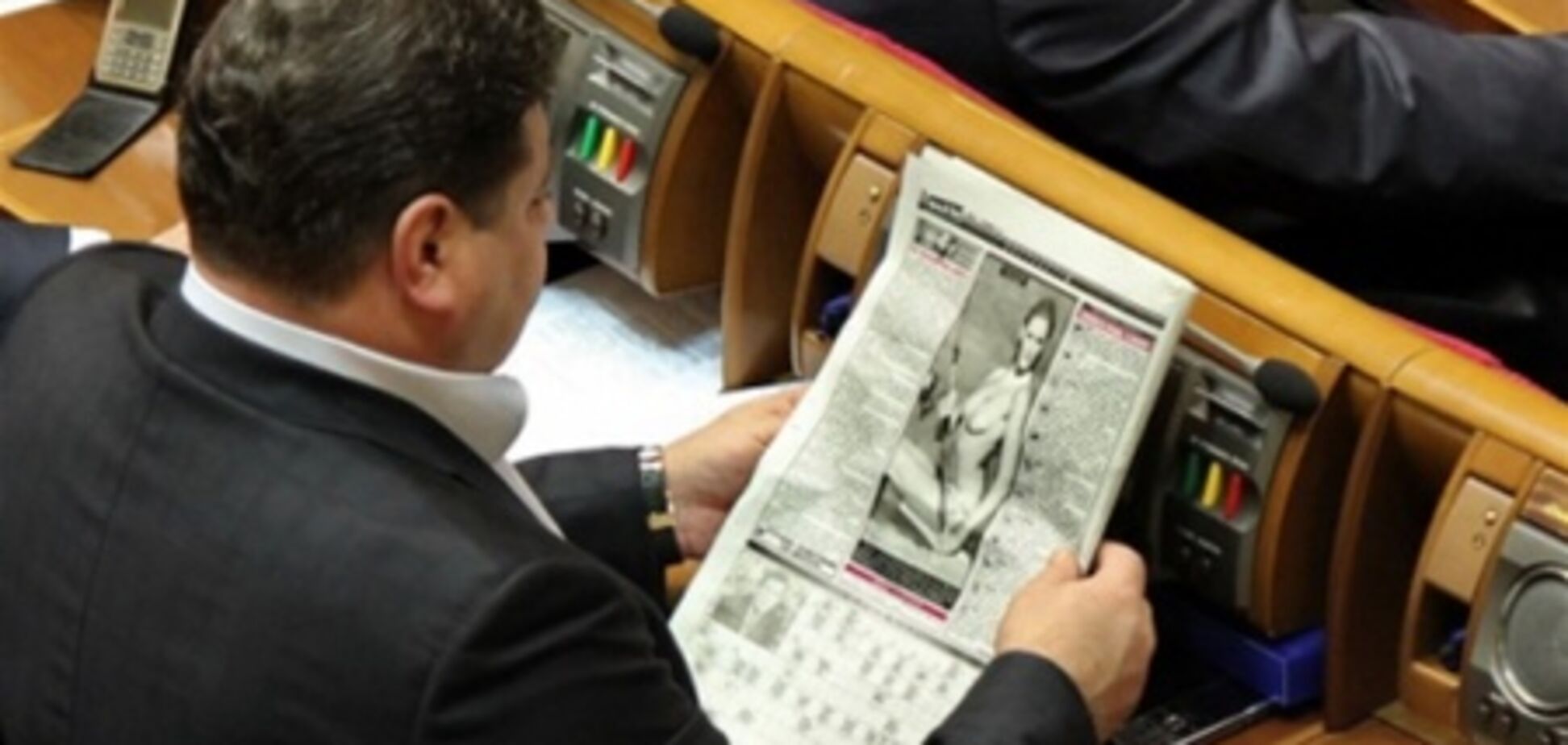 'Обозреватель' запускает проект 'IQ политики'. Видео