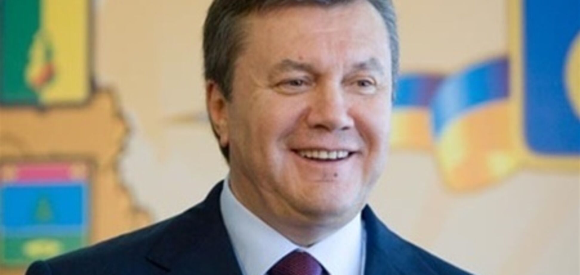 Янукович открыл цементный завод в Туркменистане