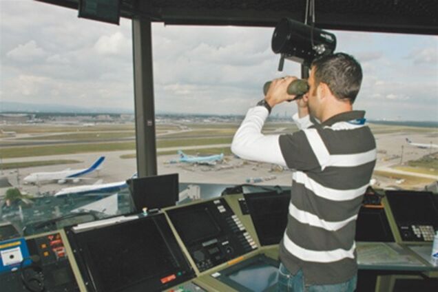 В Германии из-за протестующих охранников отменили сотни авиарейсов