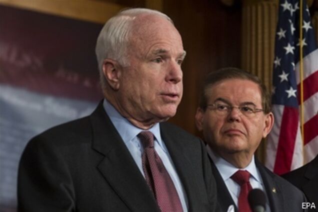 В США рассмотрят вопрос санкций против украинских чиновников - Маккейн