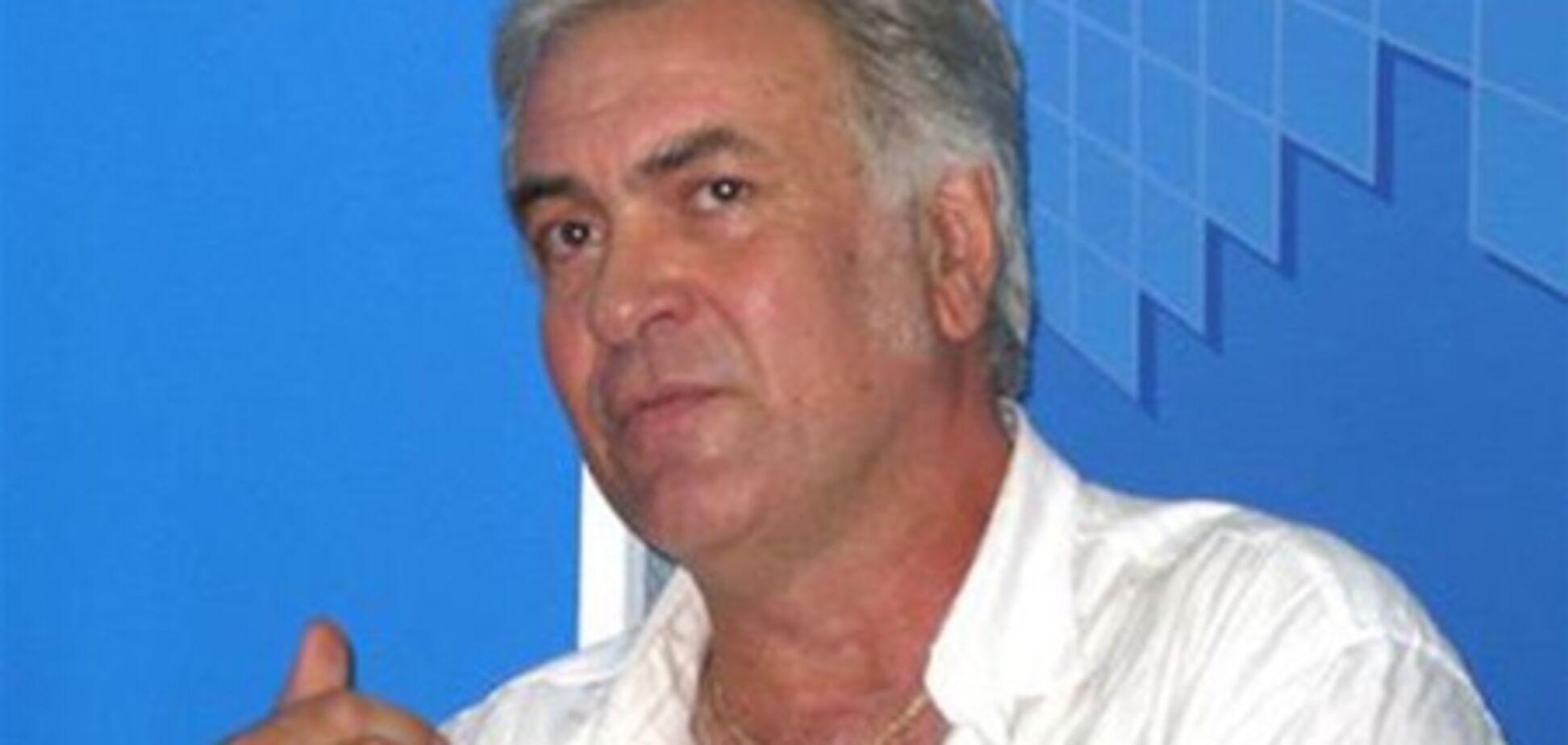 Янукович наградил народного артиста Хостикоева орденом 'За заслуги'