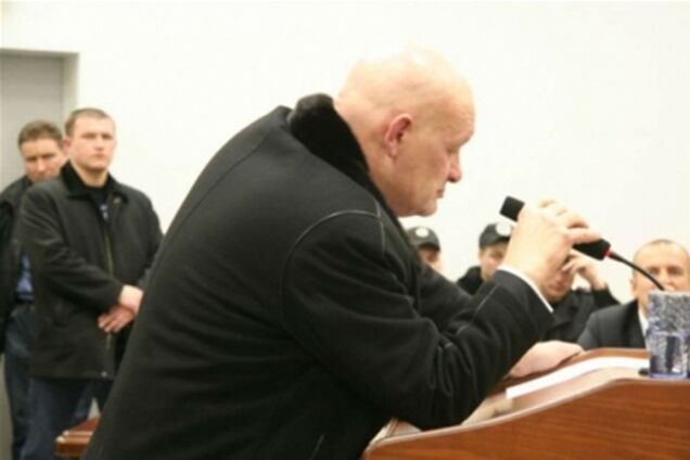 Свидетель по делу Щербаня все время путается в показаниях - Власенко