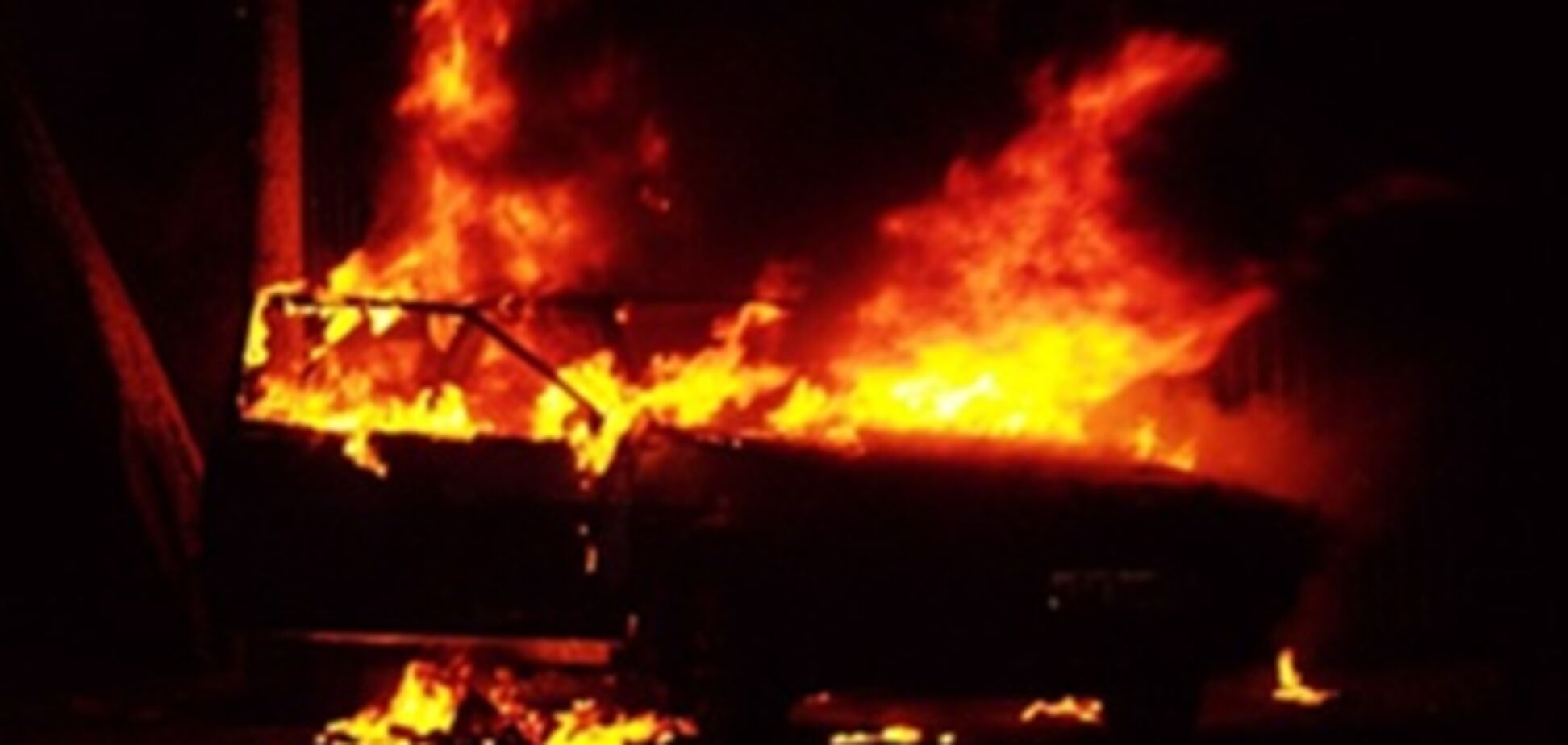 В Одессе сожгли маршрутку 'коктейлем Молотова'