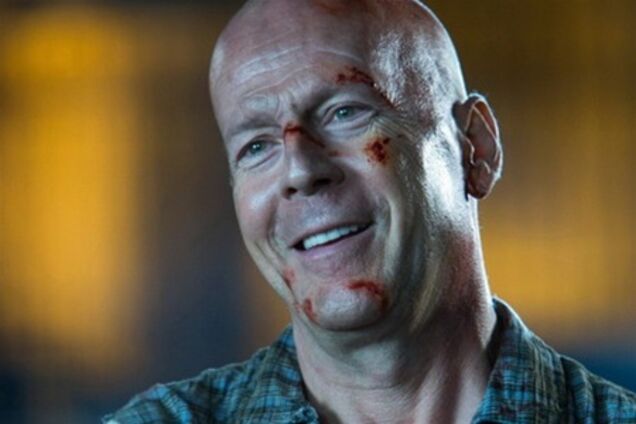 'Крепкий орешек' стал лидером проката: Брюс еще может