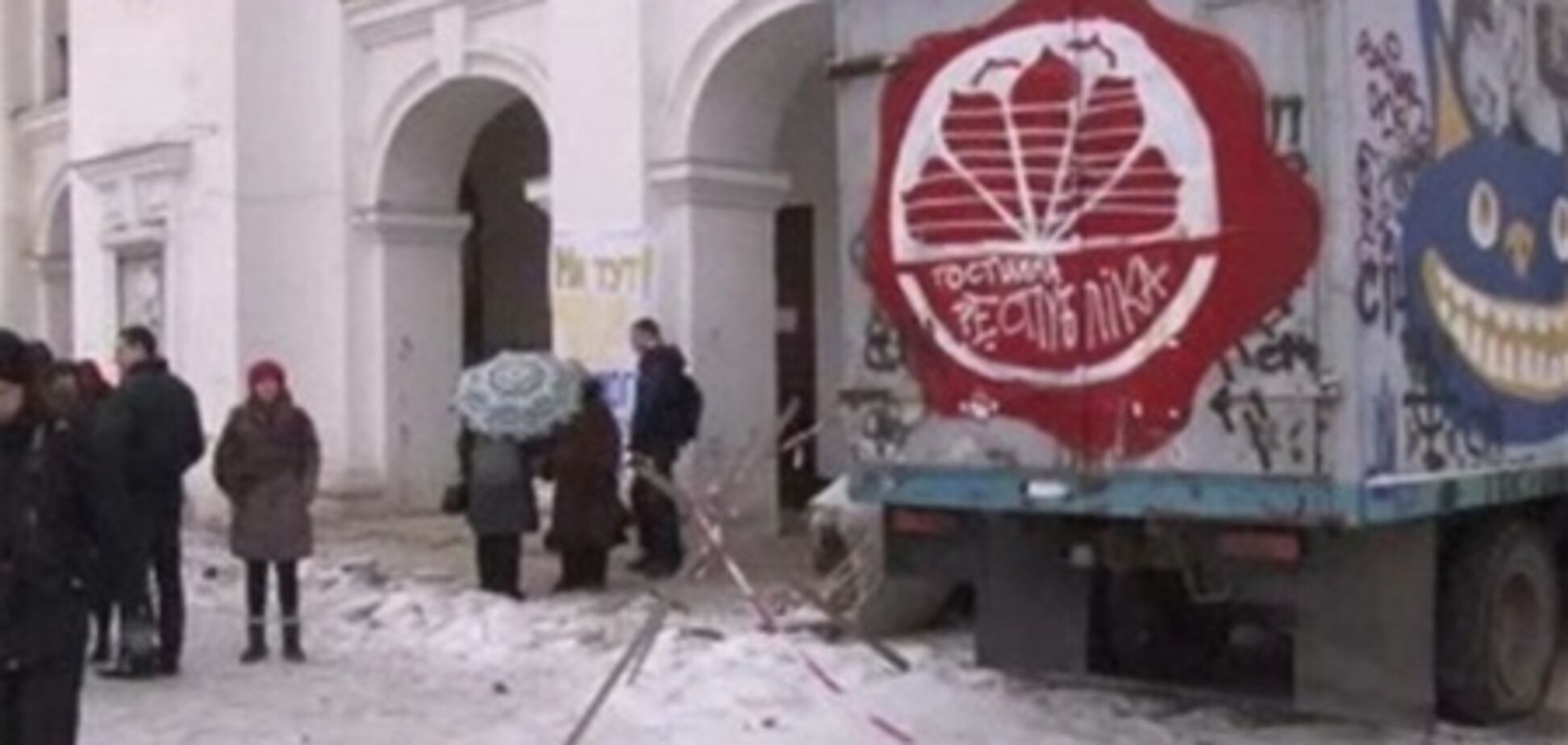 В Гостином дворе милиция охотится на активистов - депутат