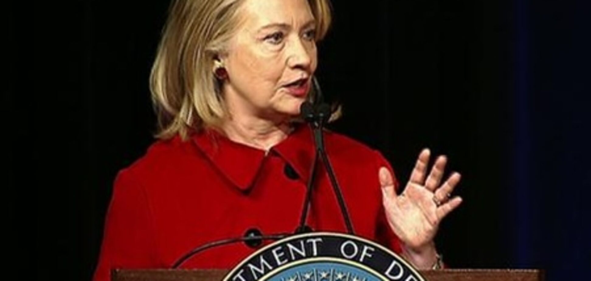Хиллари Клинтон решила выступать с лекциями