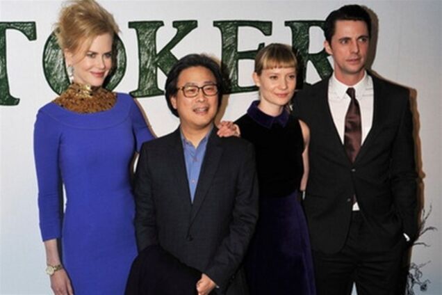 Николь Кидман в золотом ошейнике на красной дорожке