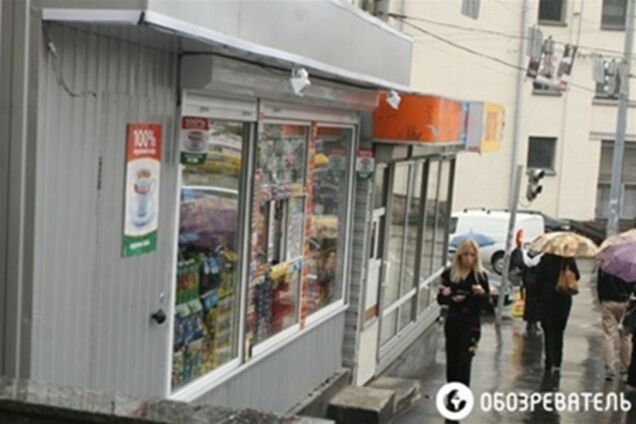 В Киеве владельцы МАФов жалуются на незаконный демонтаж. Видео