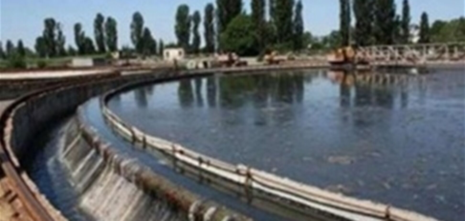 Опасность Бортнической станции проверят по просьбе Азарова