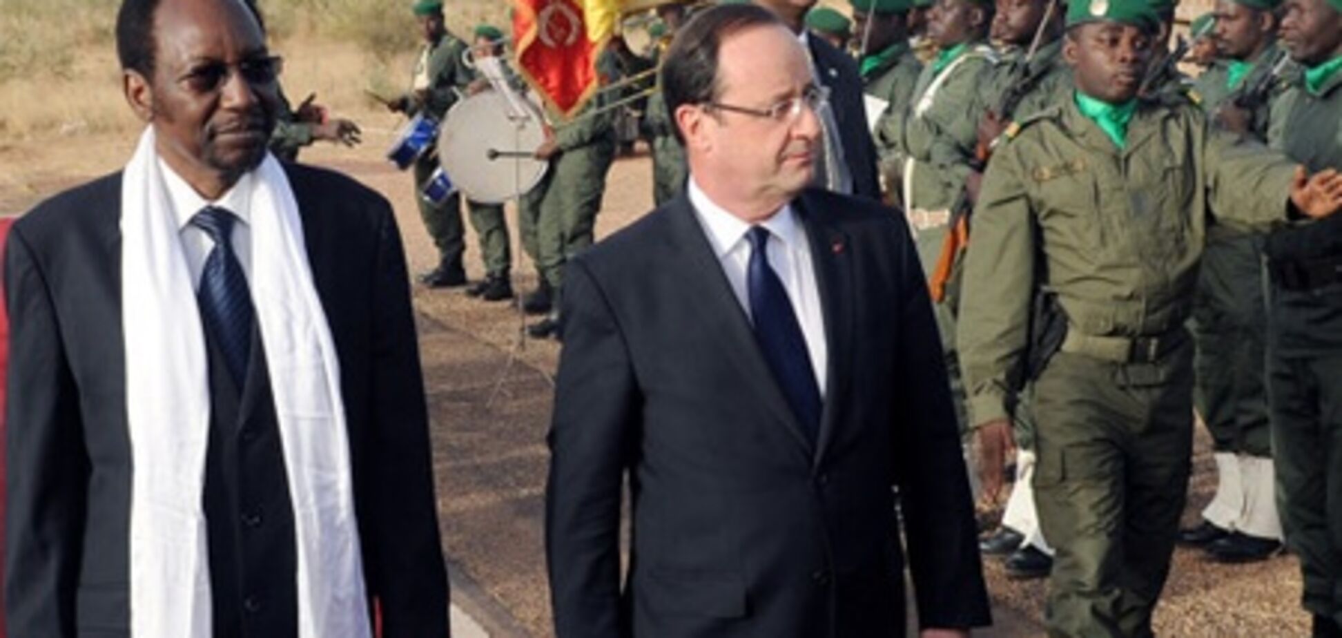Олланд получил Премию мира ЮНЕСКО за операцию в Мали