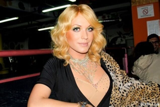 Бизнесмен Зубко жил в казарме, а Монро 23 февраля не признает