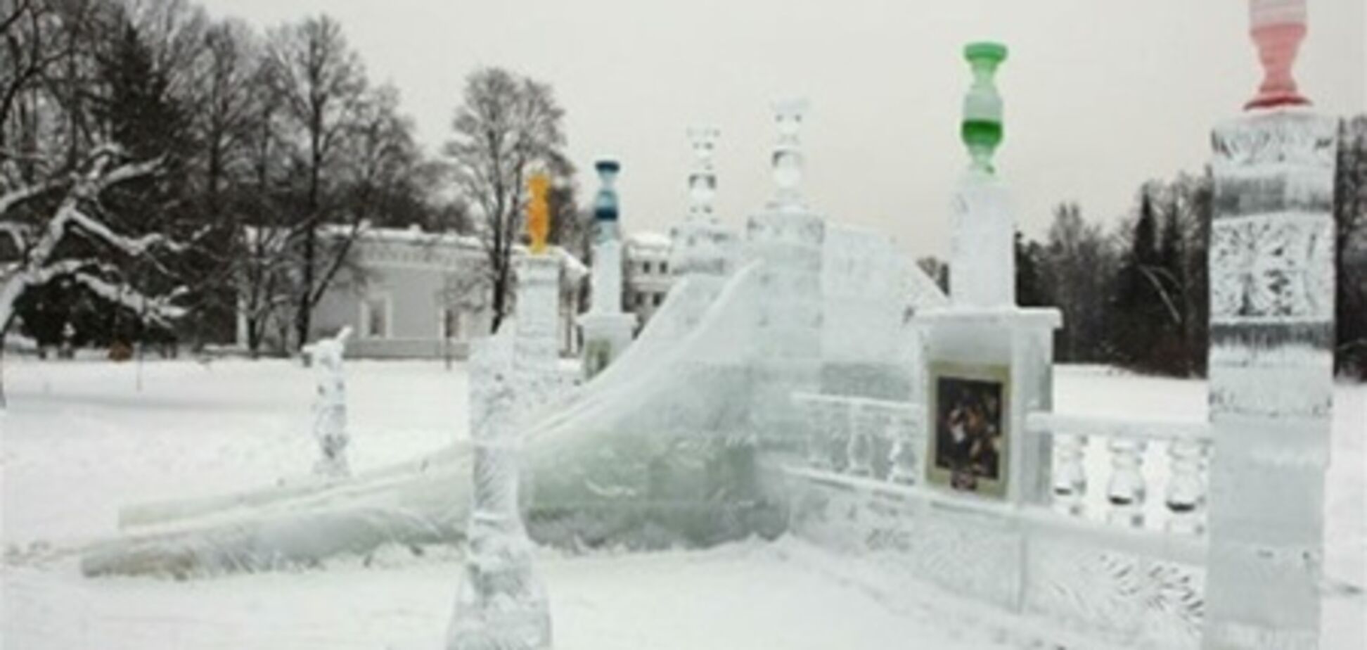 В России 8-летняя девочка задохнулась в ледовой фигуре