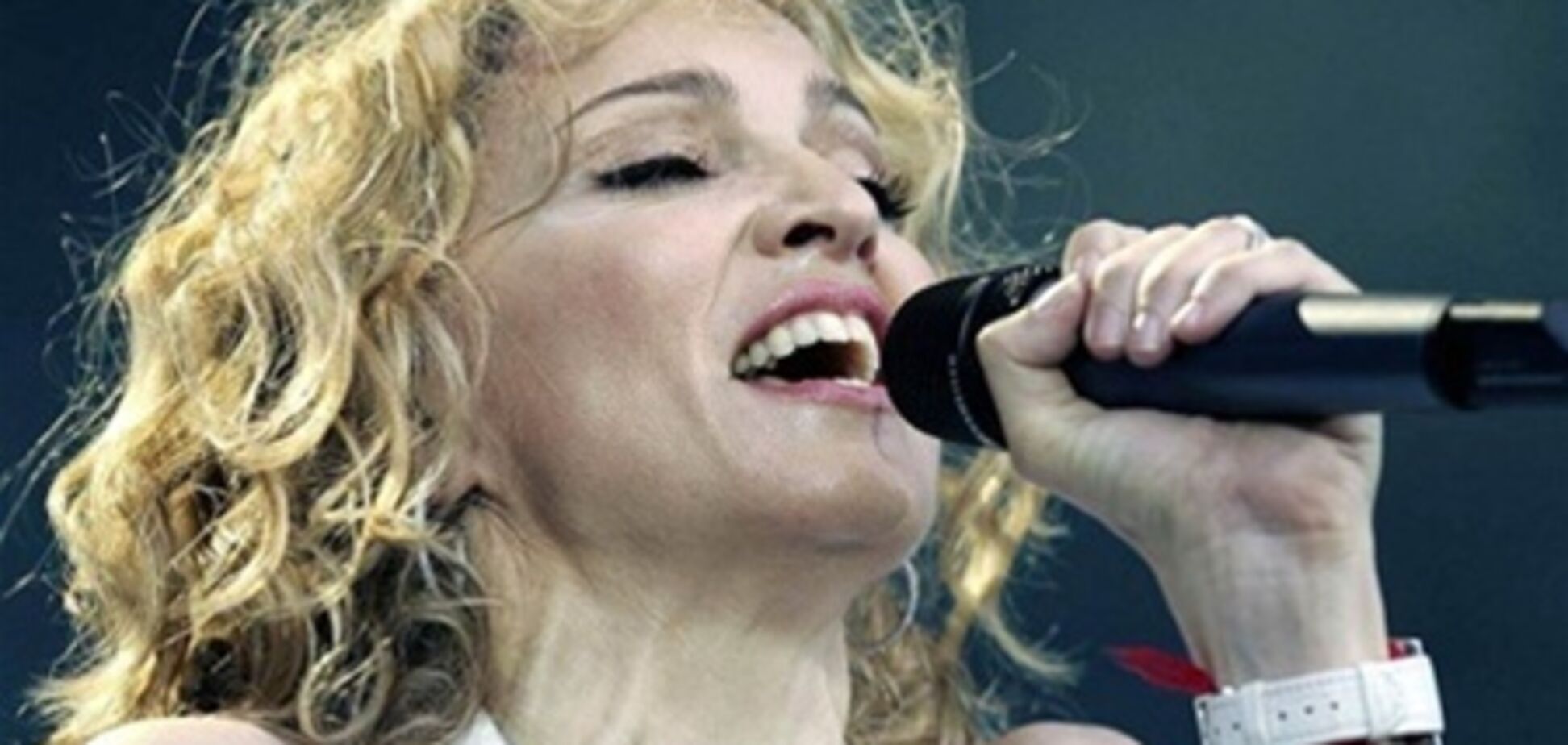 Мадонна и Бибер стали самыми оплачиваемыми певцами