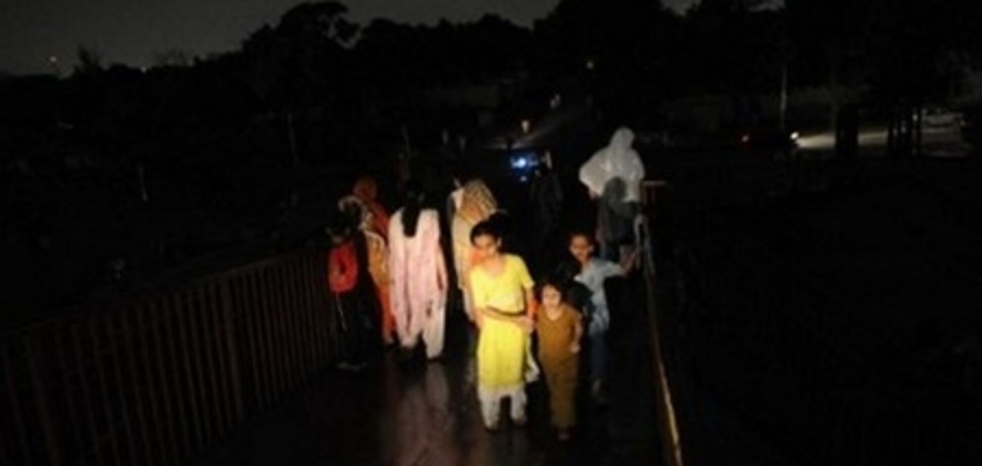 Авария на электростанции оставила Пакистан без электричества