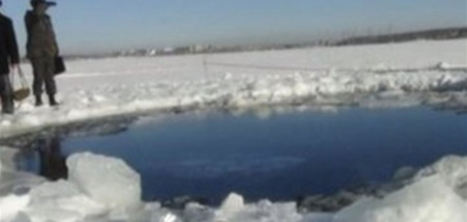 Ученые нашли более сотни осколков челябинского метеорита