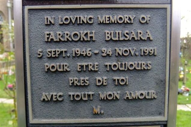 Фанати Queen знайшли поховання праху Фредді Меркьюрі