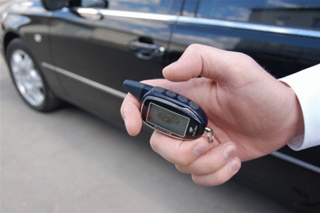 Два российских депутата подозреваются в угоне машины