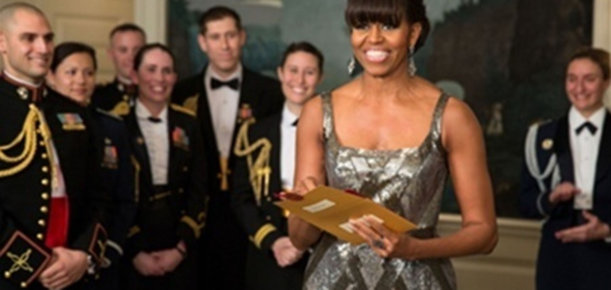 Иранские СМИ фотошопом 'одели' полуголую Мишель Обаму