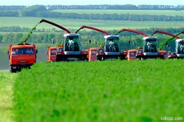 Кабмин намерен обеспечить аграриев украинской сельхозтехникой