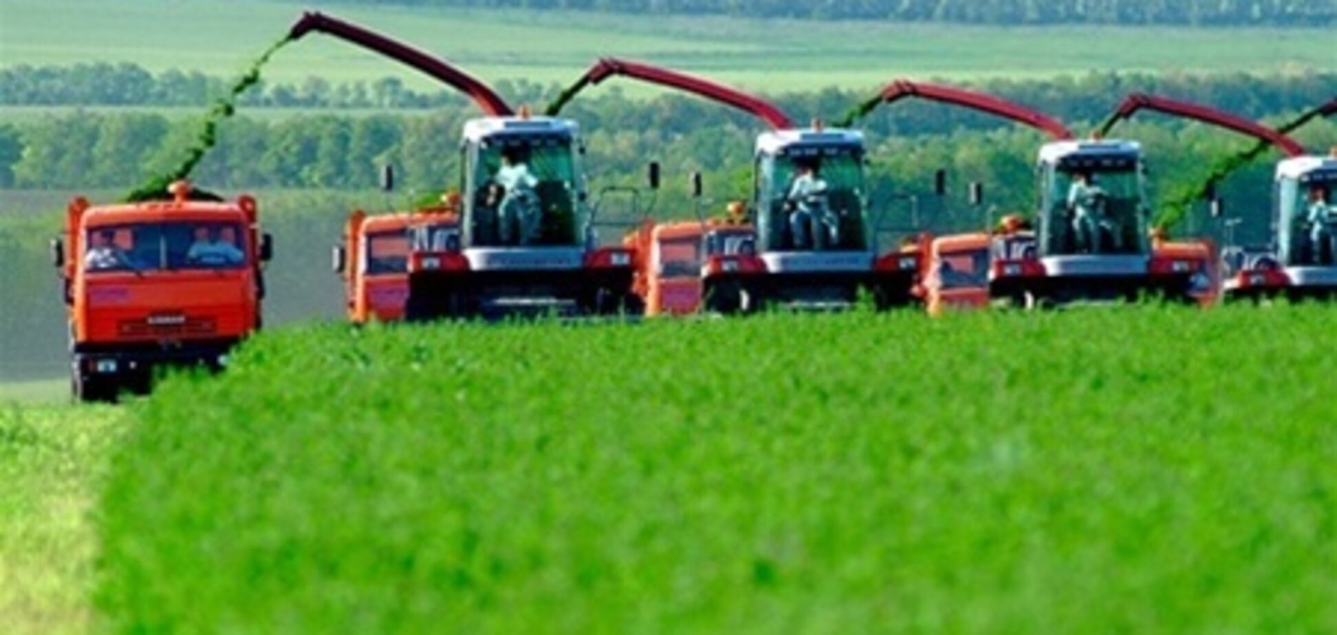Кабмин намерен обеспечить аграриев украинской сельхозтехникой