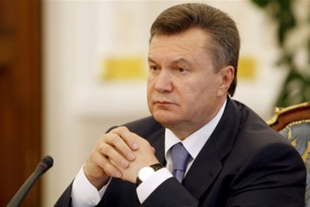 Янукович принимает участие в заседании Кабмина