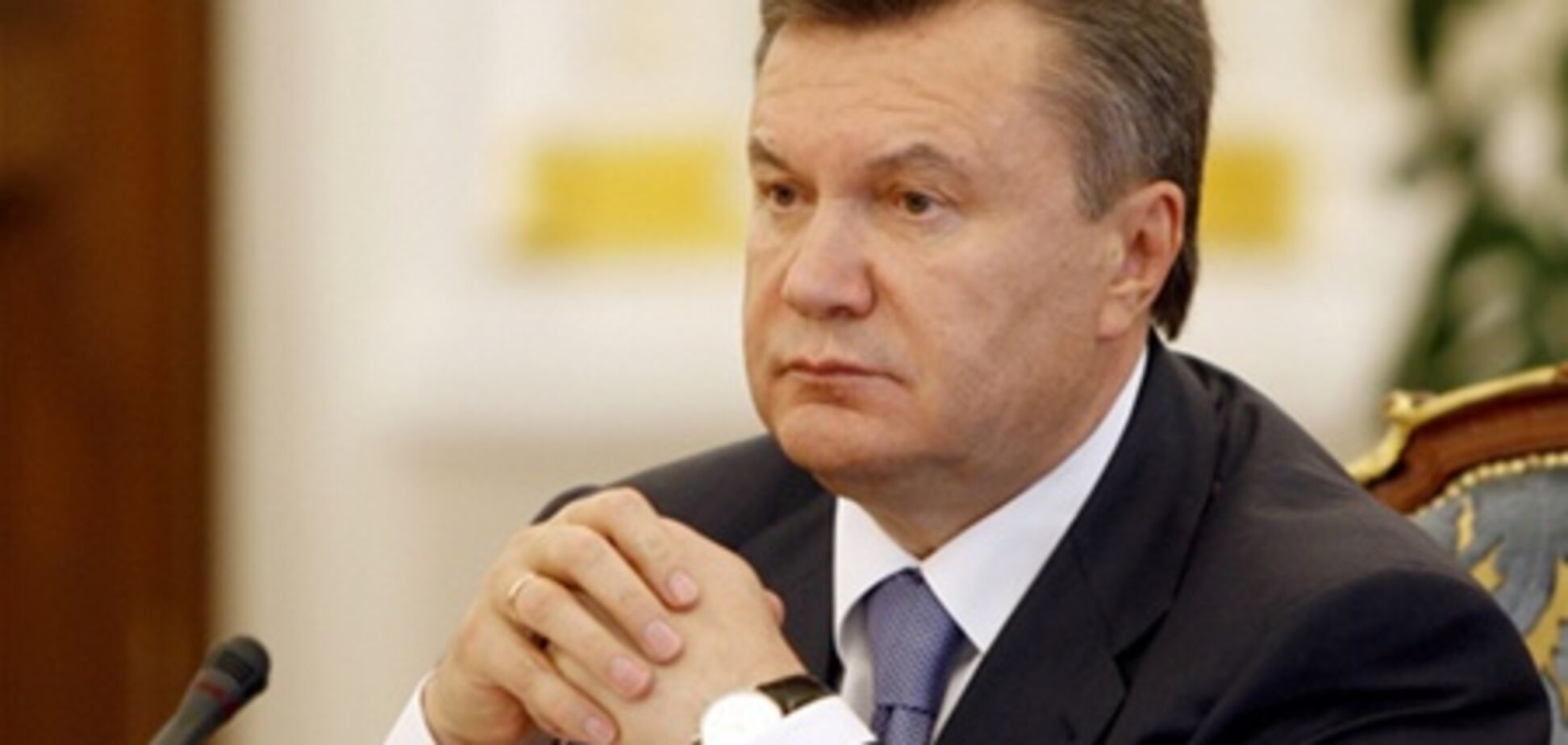Янукович принимает участие в заседании Кабмина
