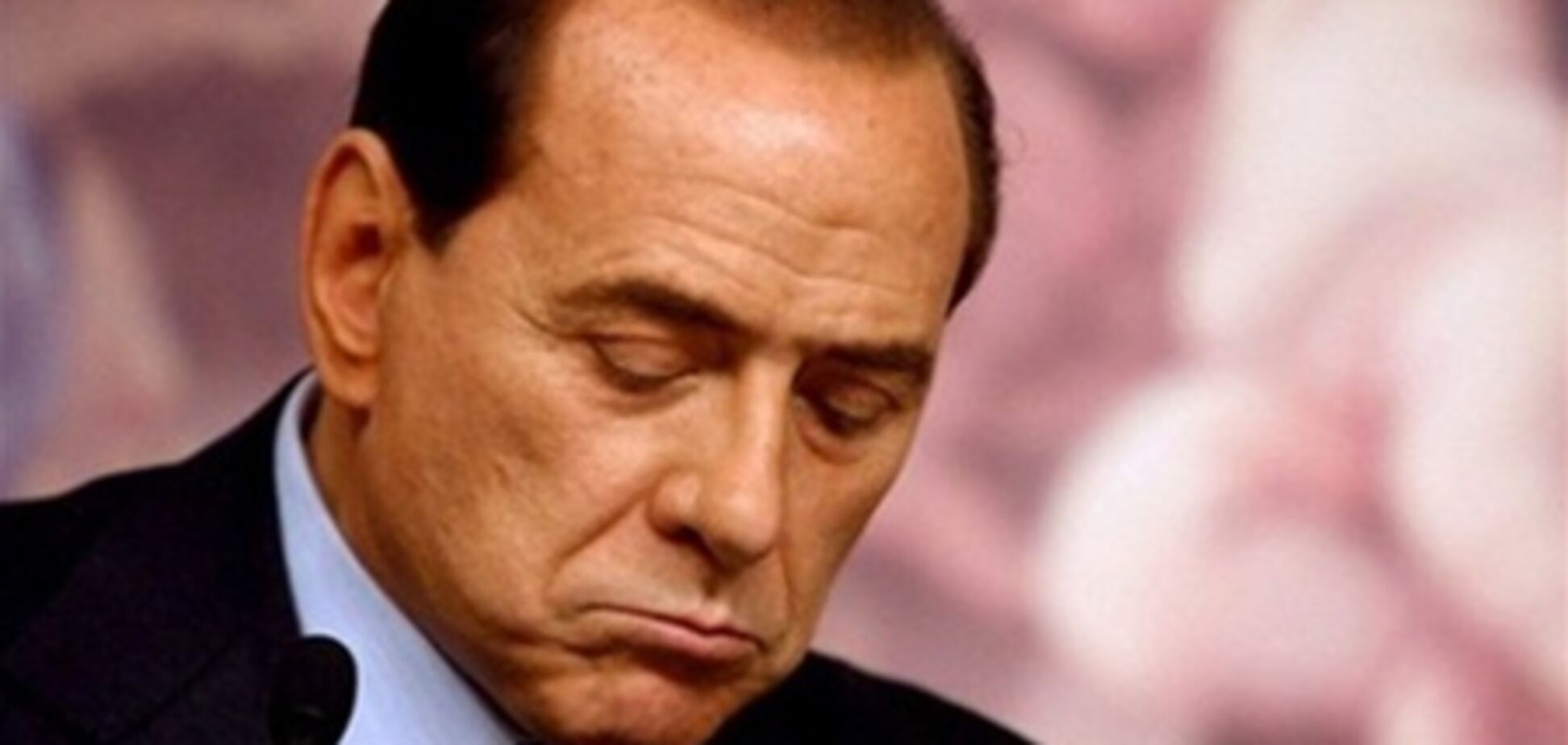 Берлусконі перекуповував 'тушок' в італійському парламенті
