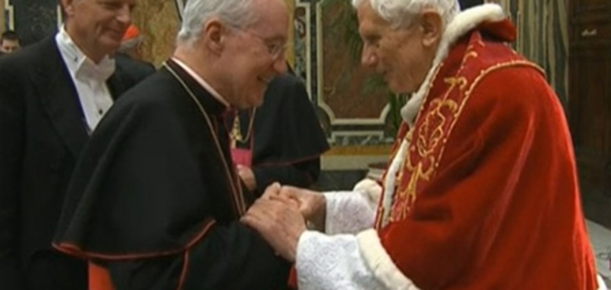Бенедикт XVI дал свое напутствие кардиналам. Видео