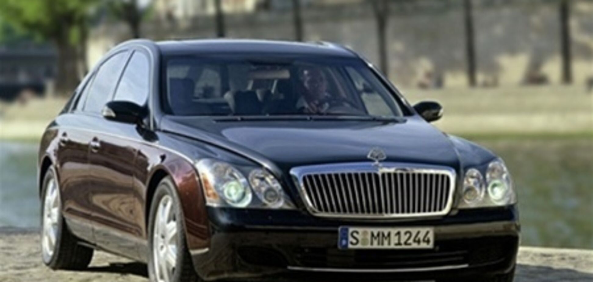 'Борисполь' будет перевозить VIP-ов на Maybach