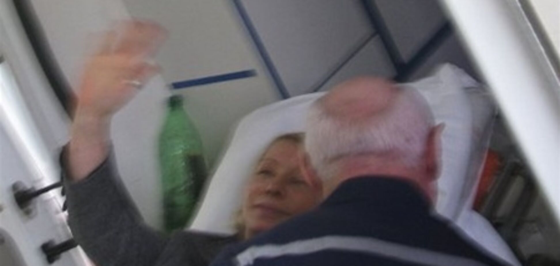 Везти Тимошенко на суд в Киев можно только в 'скорой' - немецкие врачи