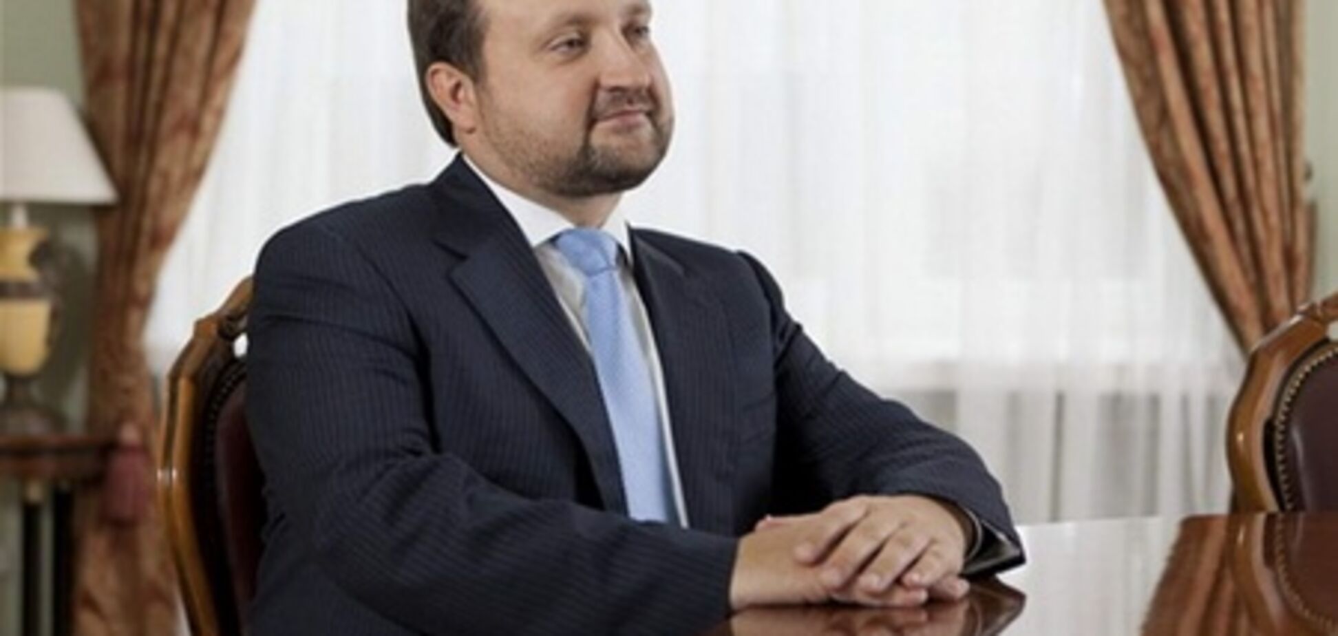 Арбузов считает преждевременным вопрос о своем возможном премьерстве
