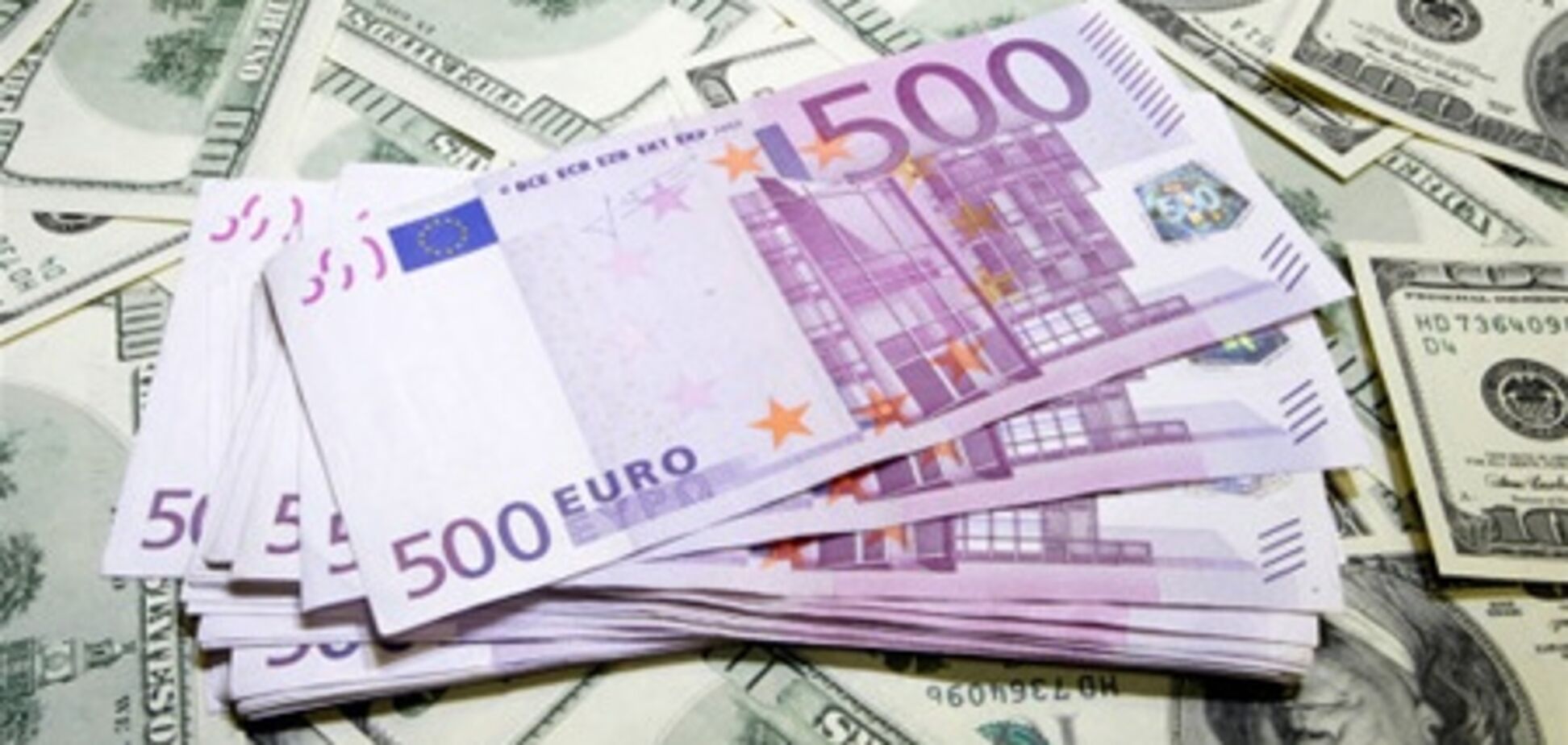 Эксперты прогнозируют повышение евро и доллара