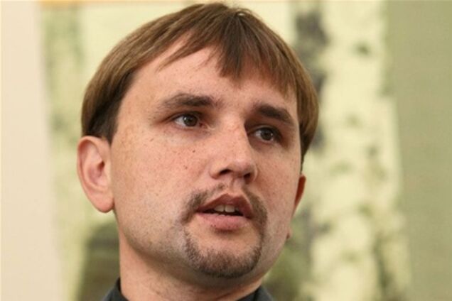 В`ятрович: чорний ринок архівів розростається 