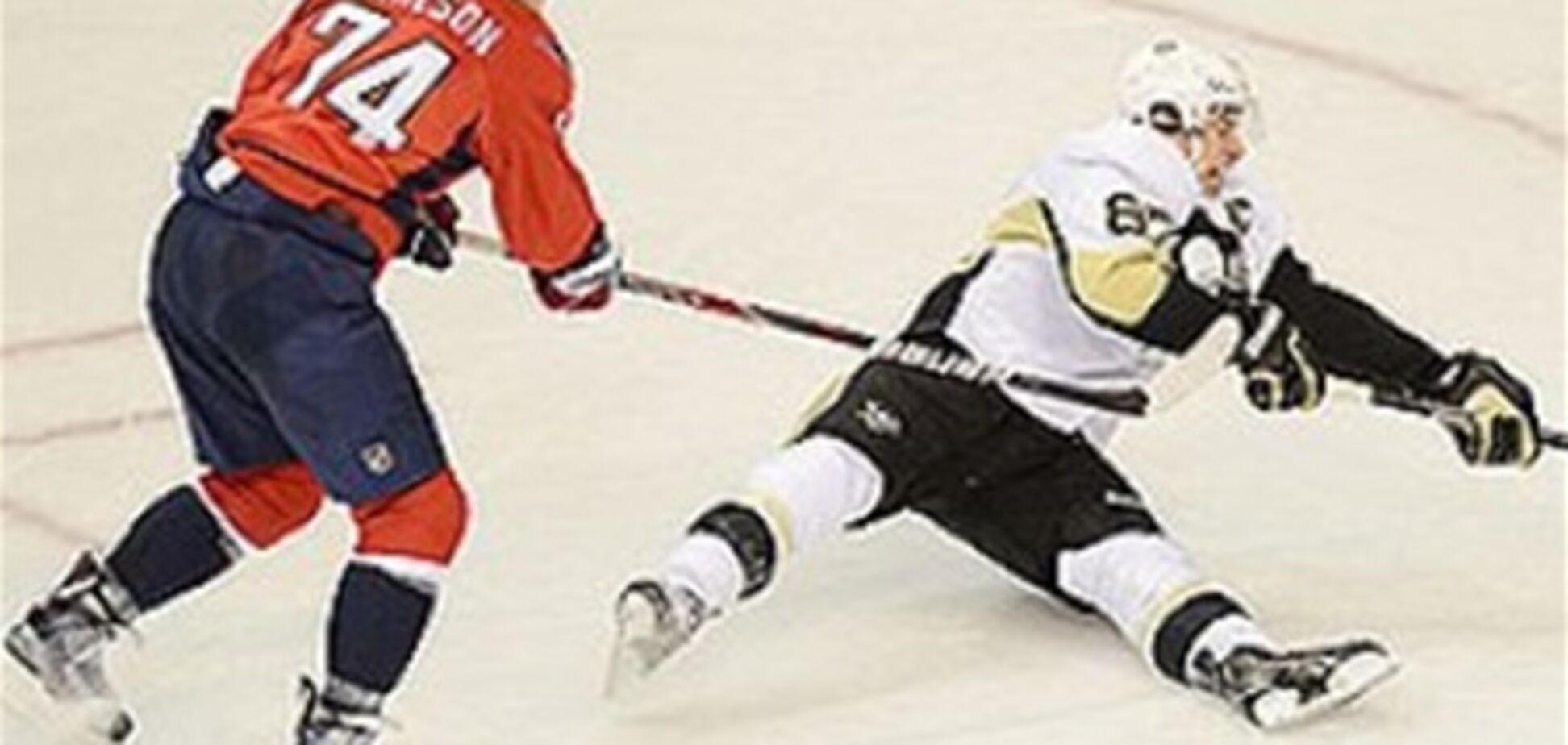 Хоккеист забил самый курьезный гол в НХЛ