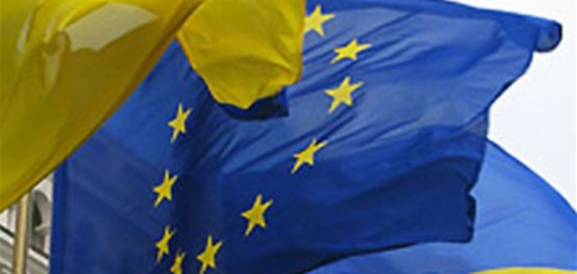 Азаров: лібералізація візового режиму з ЄС залежить тепер від Ради