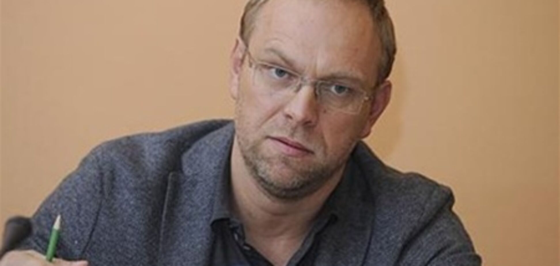 Власенко: Тимошенко ніколи навіть не бачила свідка у справі Щербаня