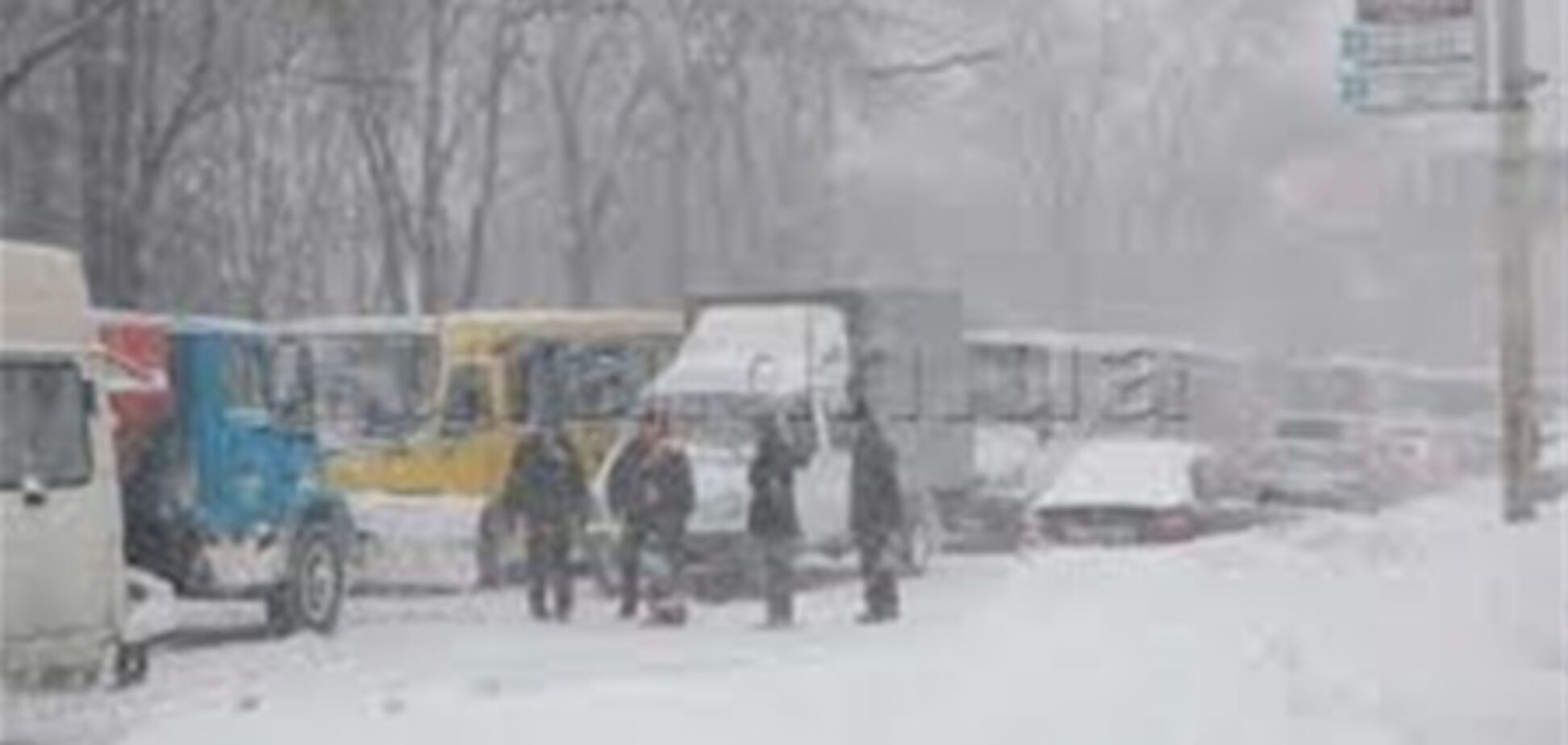 На Хмельнитчине из снежных заносов освободили почти 180 авто и 10 автобусов
