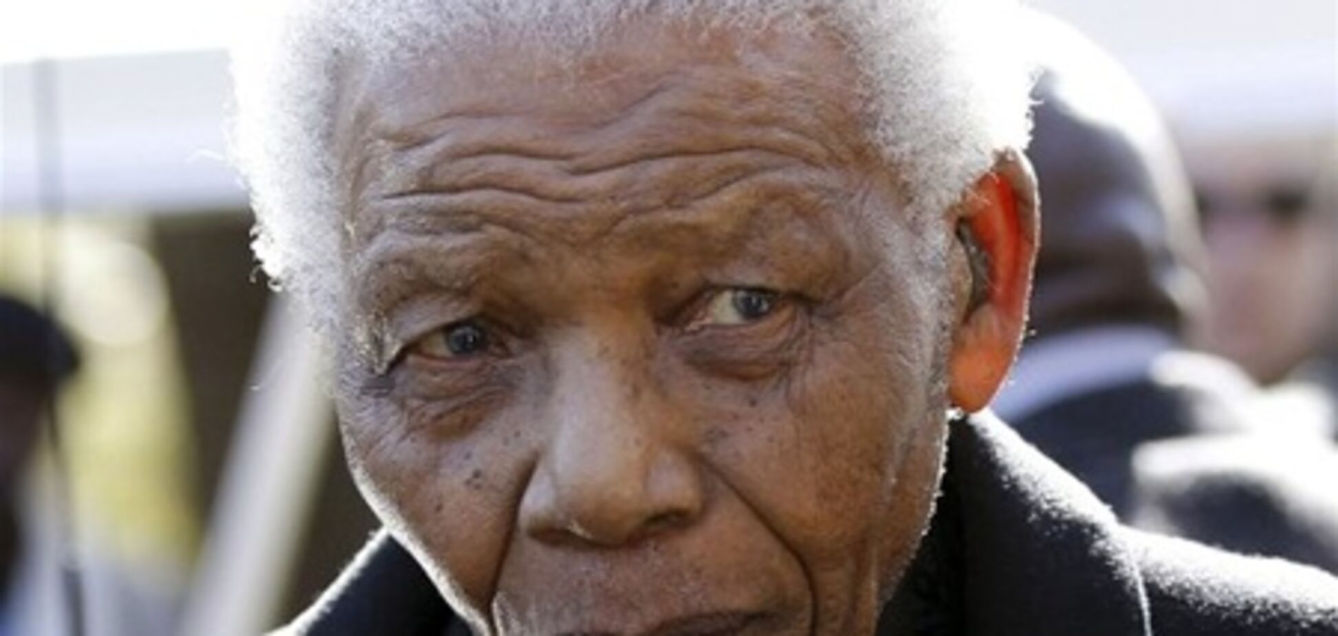 Нельсона Манделу обстежили в лікарні і відпустили додому
