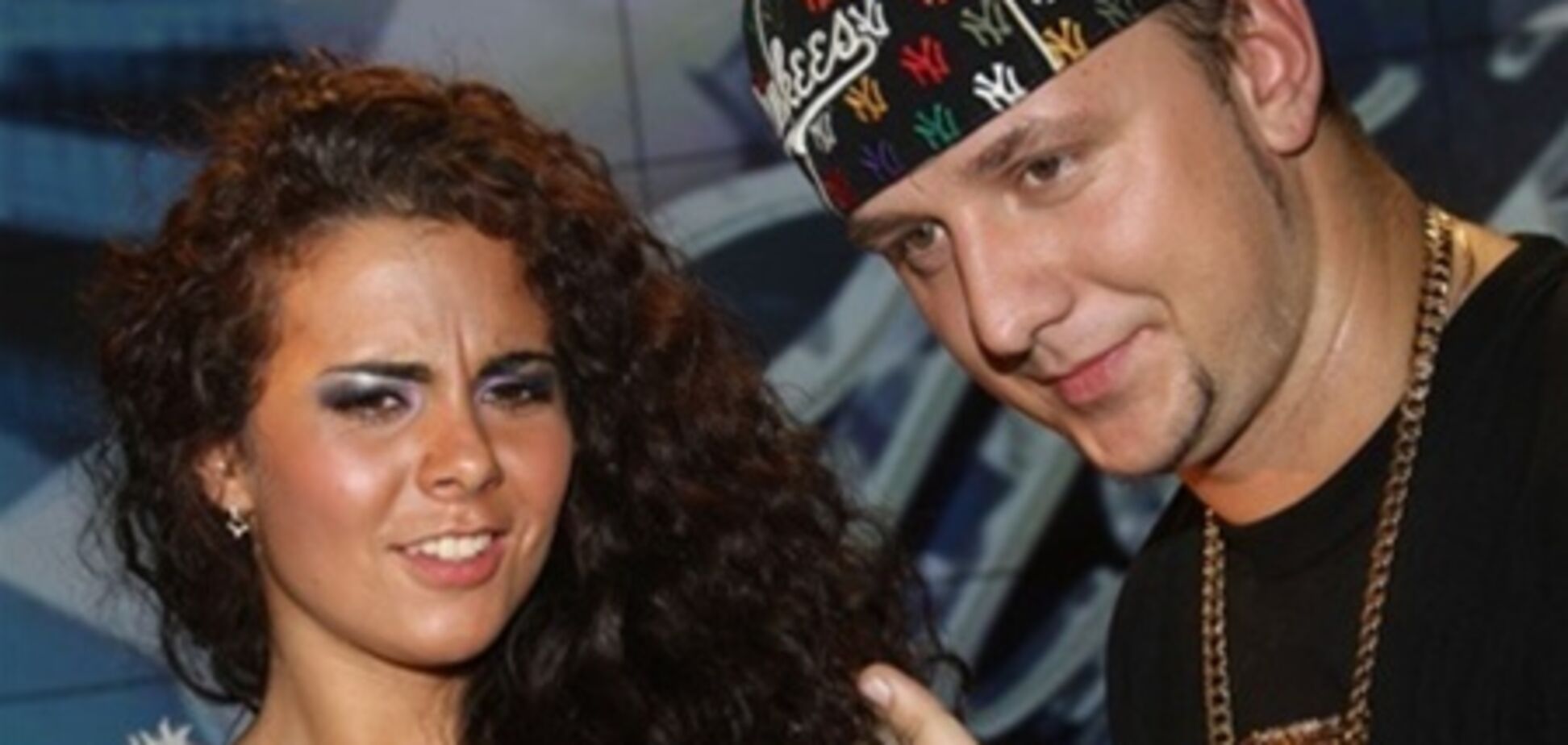 Потап, его супруга и Настя живут шведской семьей? Фото