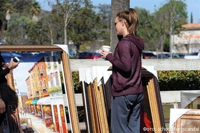 Бритни Спирс не поскупилась на живопись. Фото