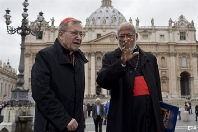 Кардиналам на конклаве заблокируют Twitter