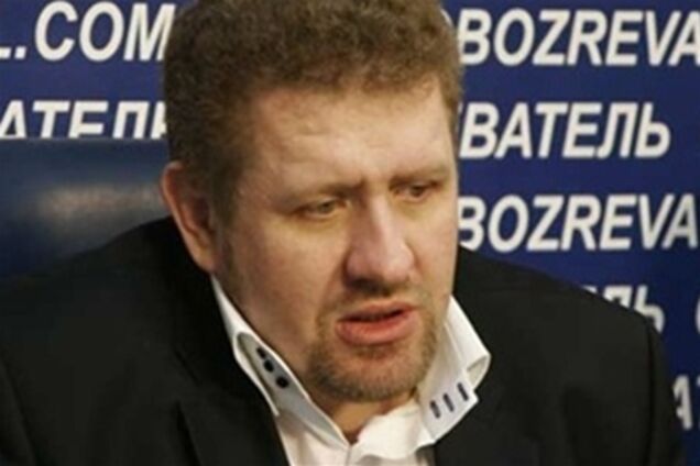 Політолог розповів, кому вигідний розпуск Ради